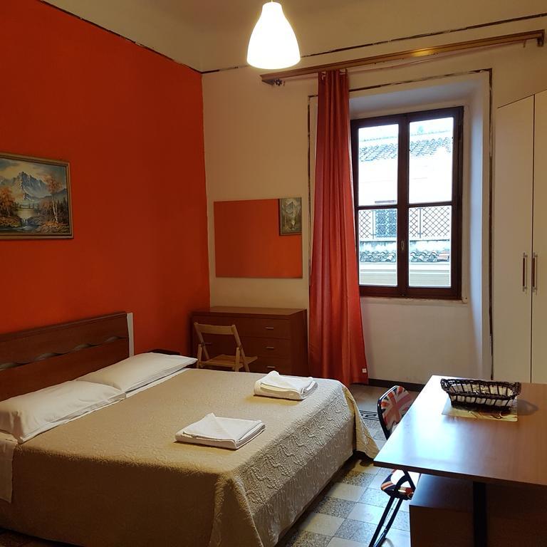 Guesthouse Ava ローマ エクステリア 写真